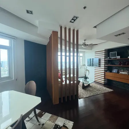 4 Bedroom Luxury Condo In Ortigas
