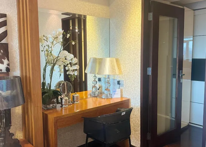 Apartahotel 4 Bedroom Luxury In Ortigas 4*